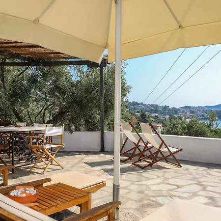 Golden View * Skiathos Town