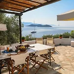 Golden View